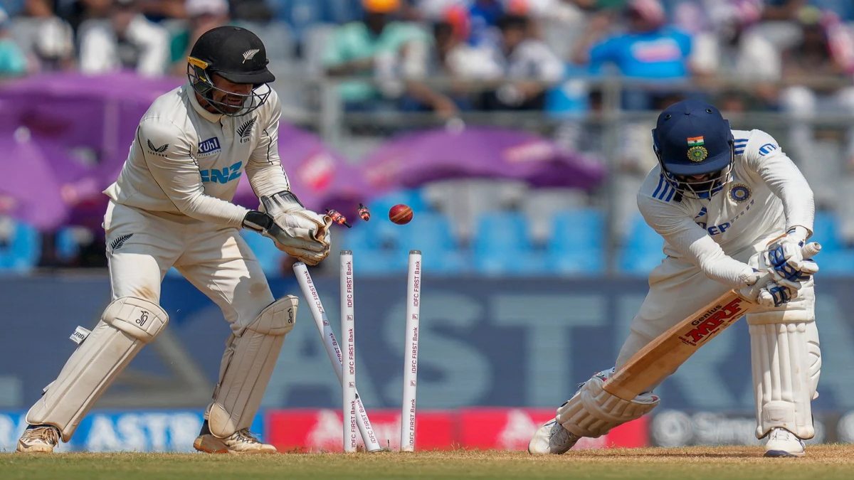 IND vs NZ 3rd Test: गेंदबाज आकाश दीप ने बल्ले से बनाया शर्मनाक वर्ल्ड रिकॉर्ड, टेस्ट क्रिकेट के इतिहास में पहले कभी नहीं हुआ था ऐसा