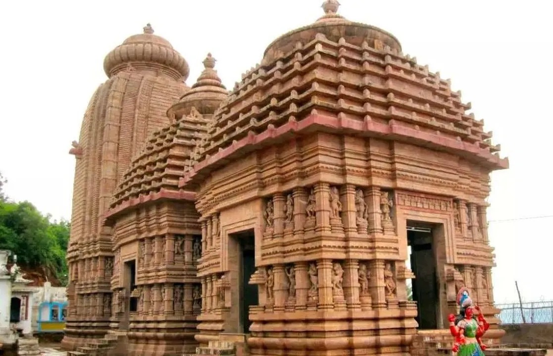 गंजम : तारा तारिणी मंदिर में चोरी, बदमाशों ने लूटे लाखों रुपये के आभूषण