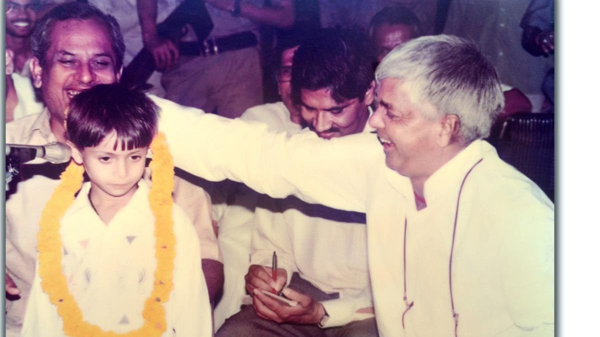 ‘जन्मदिन बहुत-बहुत मुबारक हो बाबू’, तेजस्वी के बर्थडे पर लालू यादव ने बेटे के लिए लिखा भावुक कर देने वाला पत्र