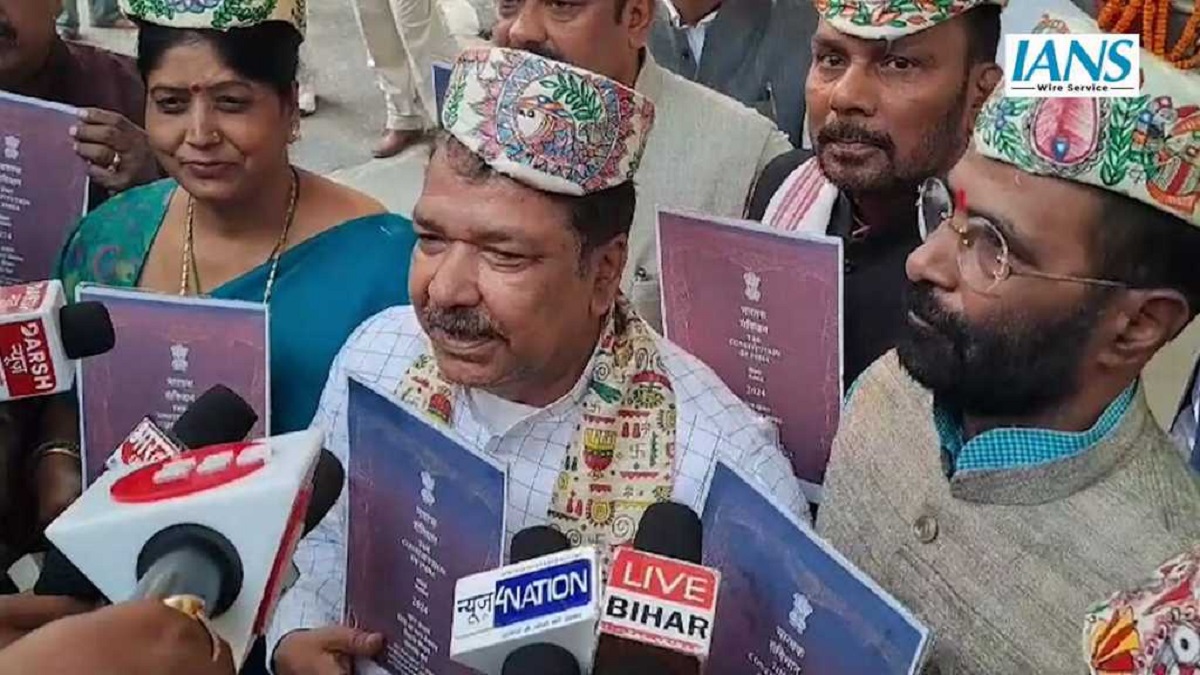 मैथिली भाषा में संविधान का अनुवाद होने पर दिलीप जायसवाल ने जाहिर की खुशी, पीएम मोदी की तारीफ में कही ये बात…
