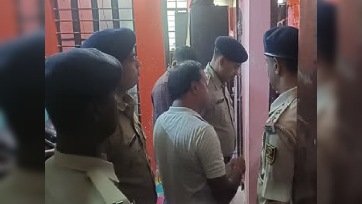 पटना में घर से दो लोगों का शव बरामद होने से मचा हड़कंप, शराब पीने से मौत होने की आशंका