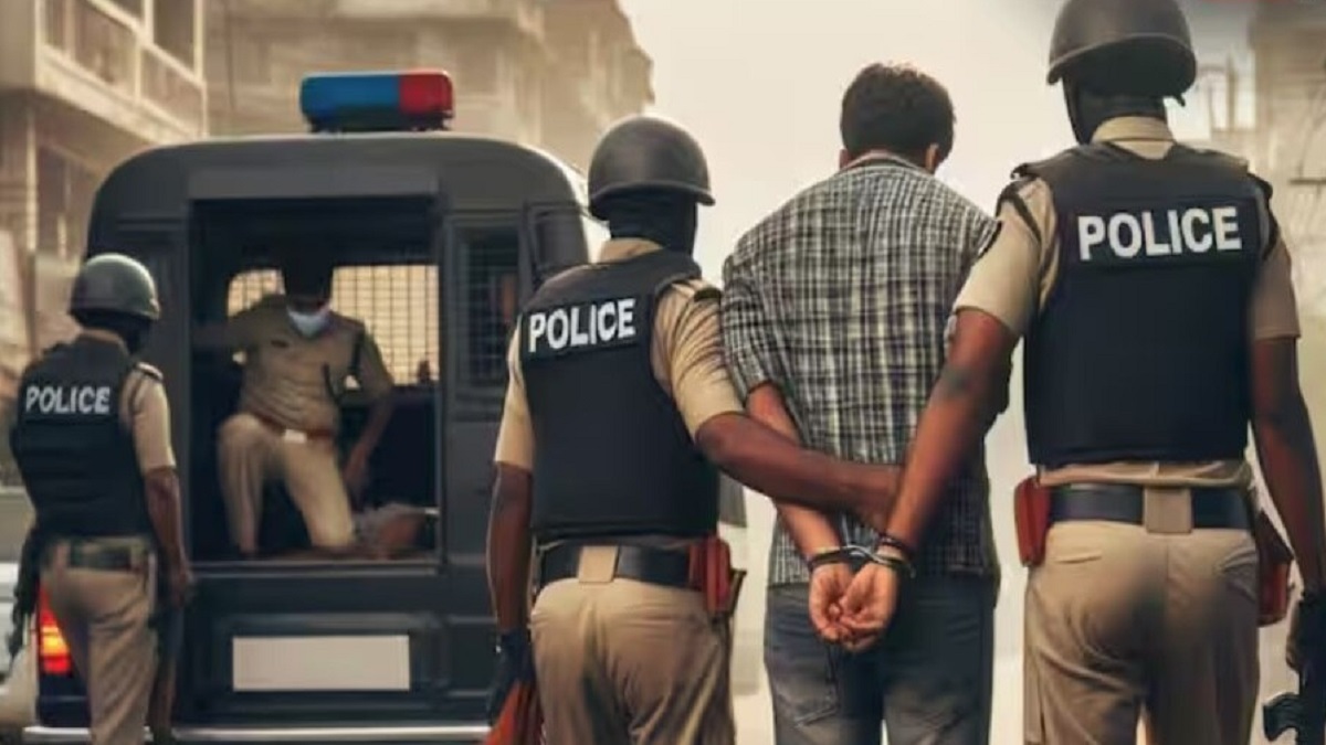 मोतिहारी में पैक्स चुनाव के दौरान भारी बवाल, पुलिस टीम पर हमला, अध्यक्ष प्रत्याशी समेत कई गिरफ्तार