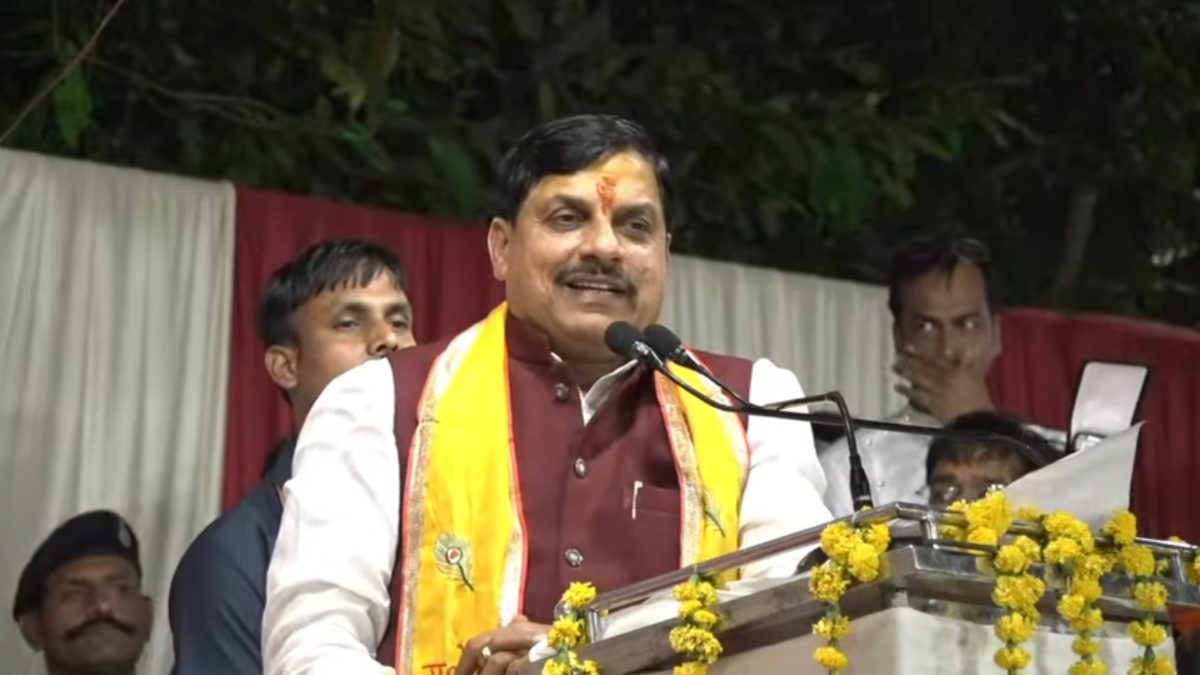 ग्वालियर में गोवर्धन महोत्सव में शामिल हुए सीएम डॉ मोहन: गोबर से निर्मित उत्पादों की प्रदर्शनी का किया अवलोकन, कहा- गौ सेवा से प्रदेश और समाज की उन्नति होगी