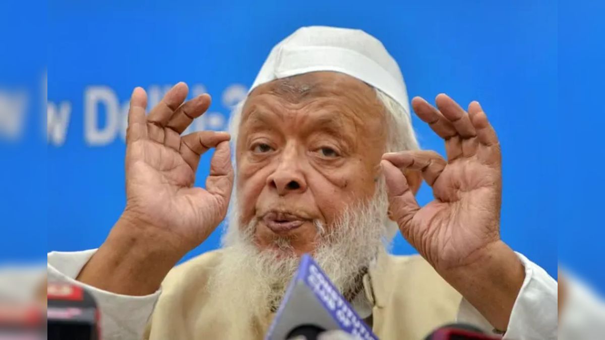 ‘नहीं चलेगा जमीन जिहाद’, मौलाना मदनी के कार्यक्रम में लहराए गए ISI के झंडे, BJP विधायक ने की गिरफ्तारी की मांग