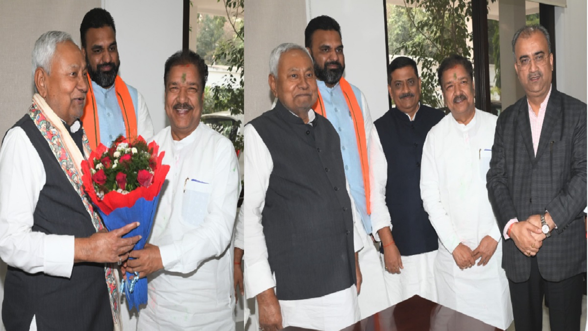 दिलीप जायसवाल ने गुलदस्ता देकर CM नीतीश को दी जीत की बधाई, बैठक में तैयार हुई NDA की अगली रणनीति, जानें प्लान?