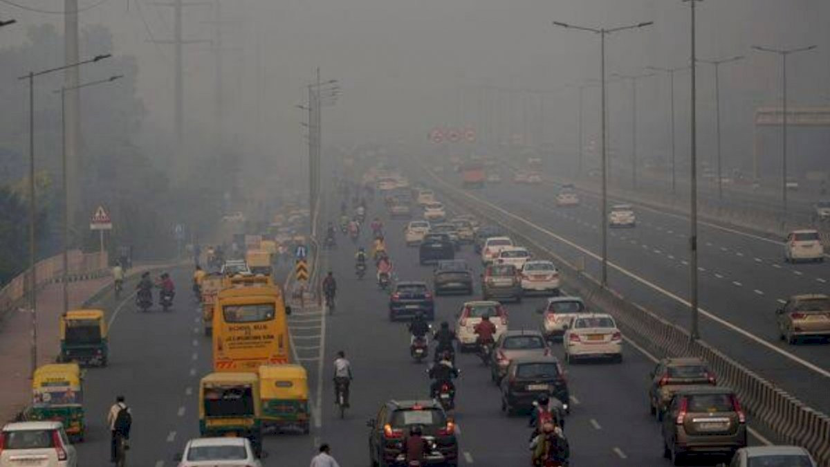 दिल्ली में सर्दी से पहले खतरे की घंटी ,600 पार पहुंचा AQI