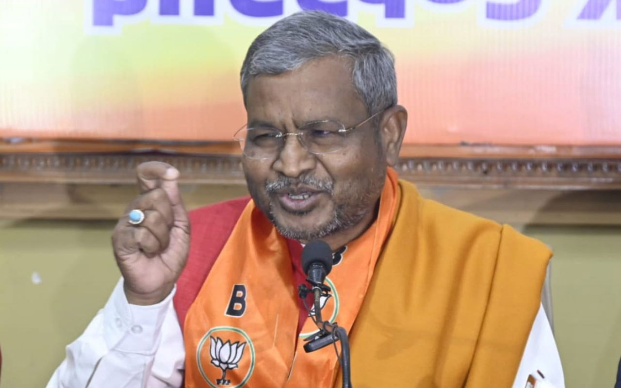 Jharkhand Assembly Election : झारखंड में मतदान शुरू होते ही बाबूलाल मरांडी का बड़ा दावा, कहा-  लोगों का मूड JMM सरकार को बदलने का..
