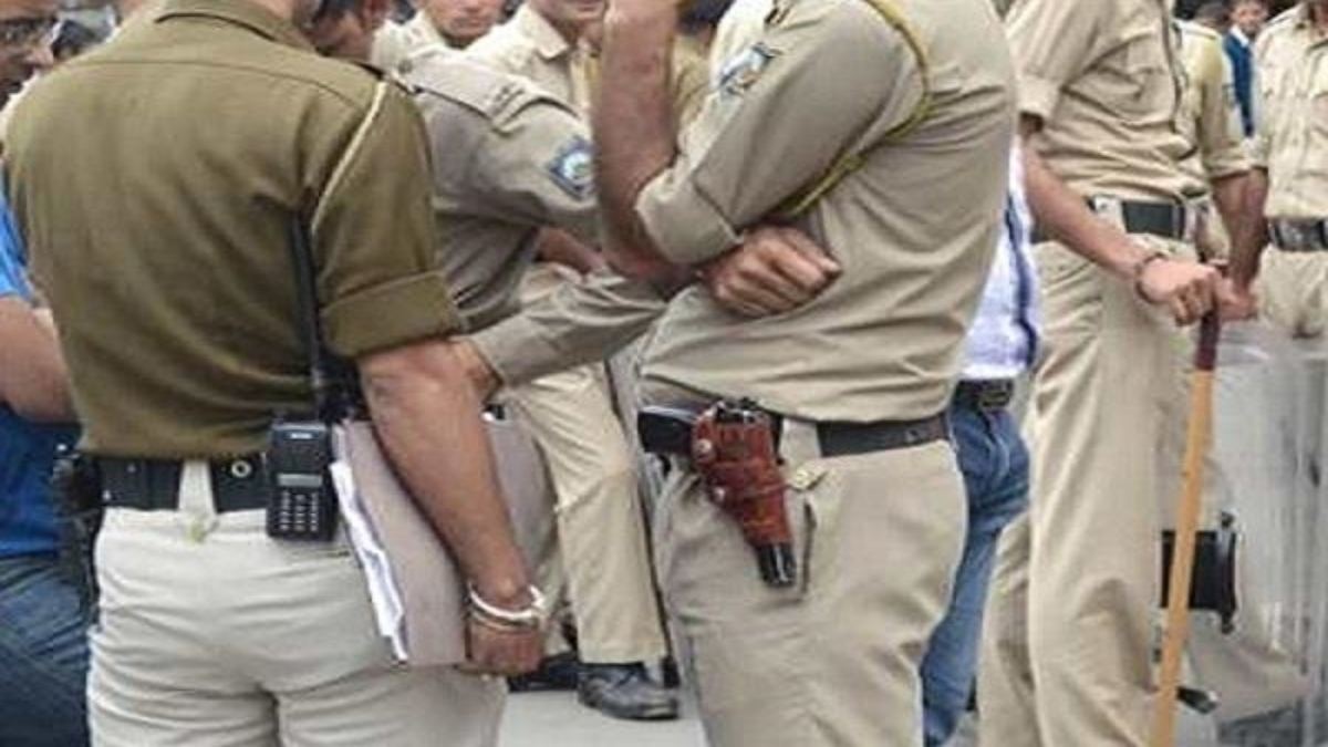 कहां सो रहे कानून के रखवाले? शिकायत के बाद भी नहीं हुई कार्रवाई, अब बदमाशों ने सराफा कारोबारी के नए मकान में किया ताड़व, ये है पूरा मामला