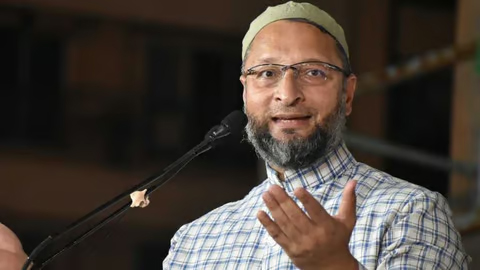 असदुद्दीन ओवैसी का महायुति के CM चेहरे पर बड़ा बयान,कहा-‘एकनाथ शिंदे और फडणवीस को मालूम है कि वह…