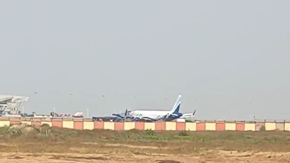 Bomb Threat in Indigo’s Flight: विमान में बम की सूचना देने वाले यात्री को क्राइम ब्रांच की टीम ने किया गिरफ्तार…