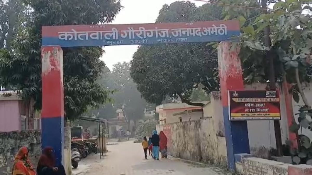 ‘सरकार की साख’ को बट्टा लगा रहे पुलिसकर्मी: घूसघोर सिपाही ने जबरन दुकानदार के अकाउंट में मंगवाई रिश्वत, SP ने किया लाइन अटैच