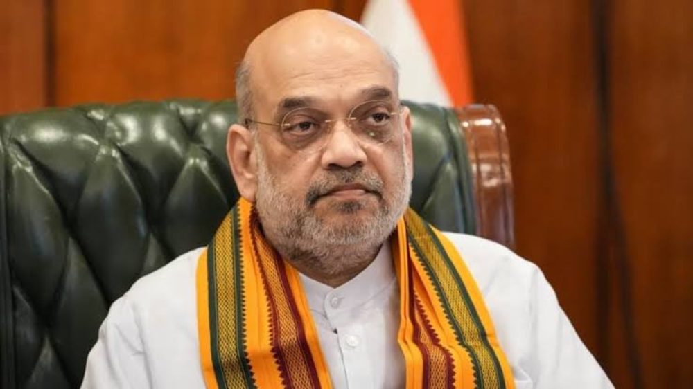 गृह मंत्री अमित शाह की सुरक्षा में बड़ी चूक, फर्जी पत्रकार बनकर पहुंचे यूपी के शख्स ने किया हंगामा- Amit Shah Security Lapse