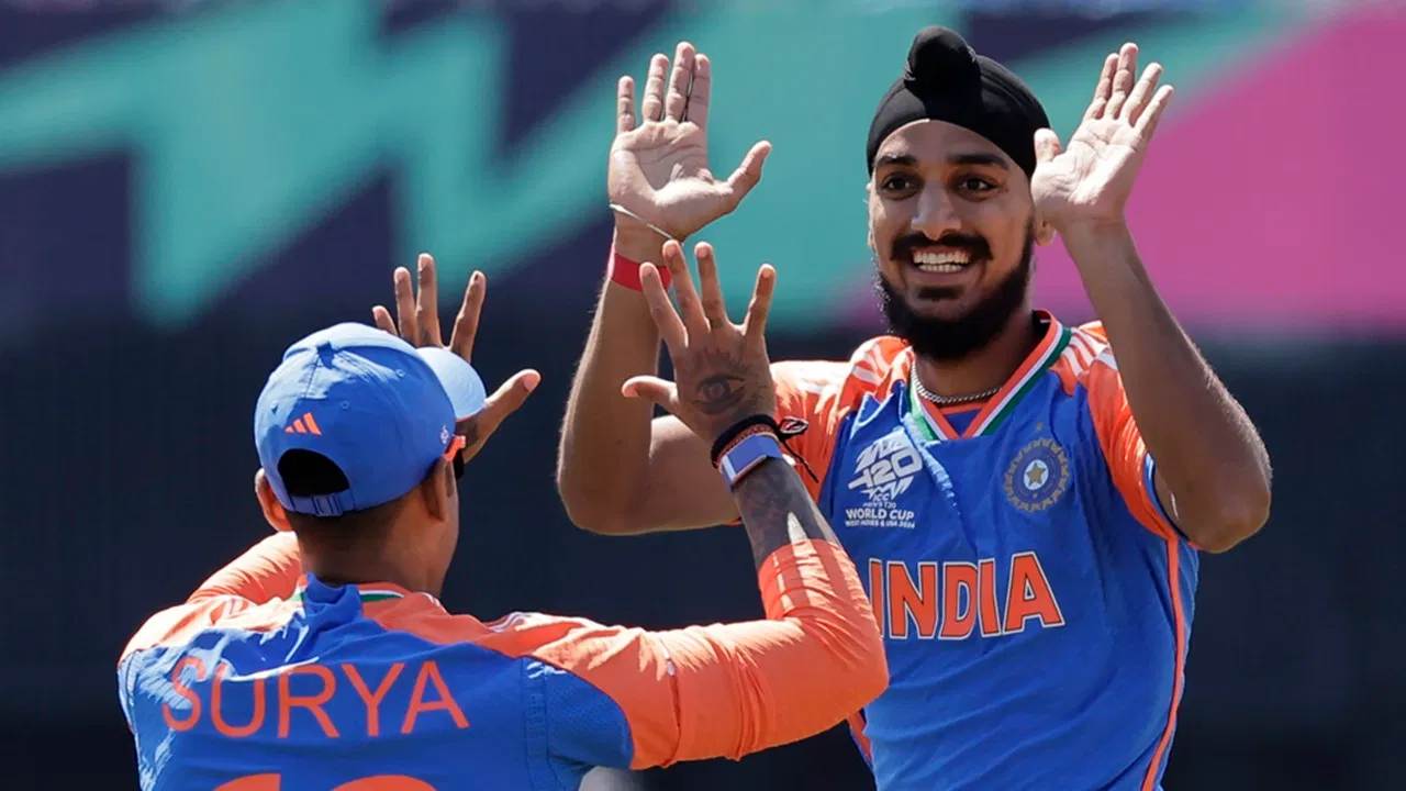 IND vs SA 3rd T20: साउथ अफ्रीका के खिलाफ जारी सीरीज में अर्शदीप बना सकते हैं ‘महारिकॉर्ड’, इस मामले में बन जाएंगे भारत के सबसे सफल गेंदबाज