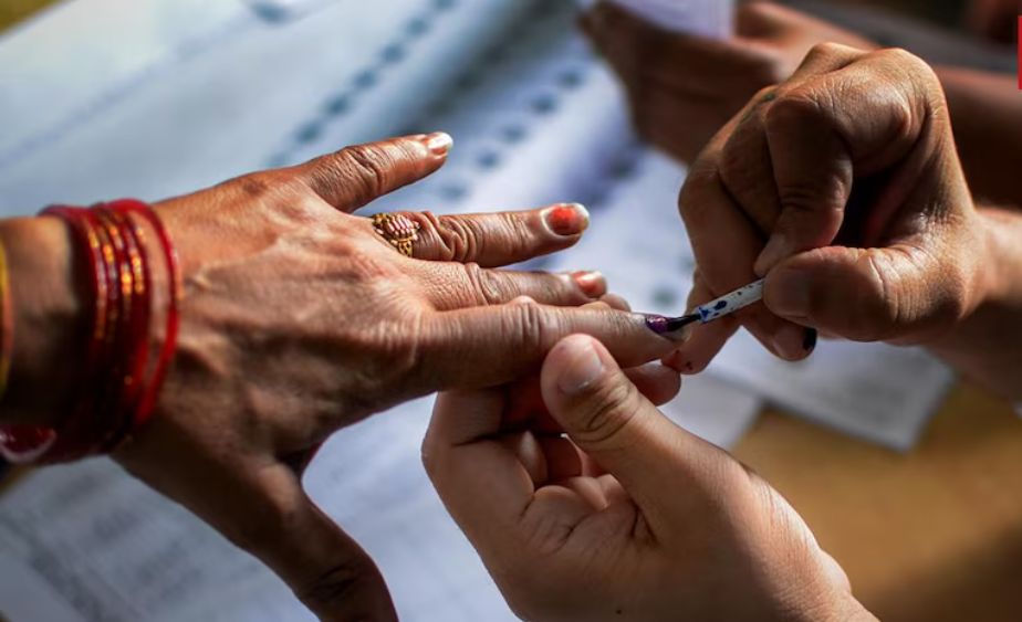 Assembly By-elections: यूपी समेत पंजाब और केरल में विधानसभा उपचुनाव की तारीख बदली, 14 सीटों पर अब 20 नवंबर को वोटिंग, इस वजह से बदला शेड्यूल