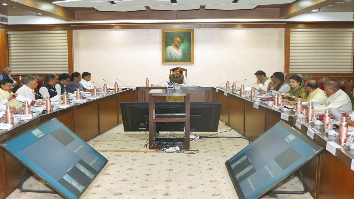 Mohan Cabinet Decision: श्री कृष्ण पाथेय न्यास की स्थापना, 209 नर्सों की लटकी नियुक्ति को हरी झंडी, जानिए मोहन कैबिनेट के बड़े फैसले  