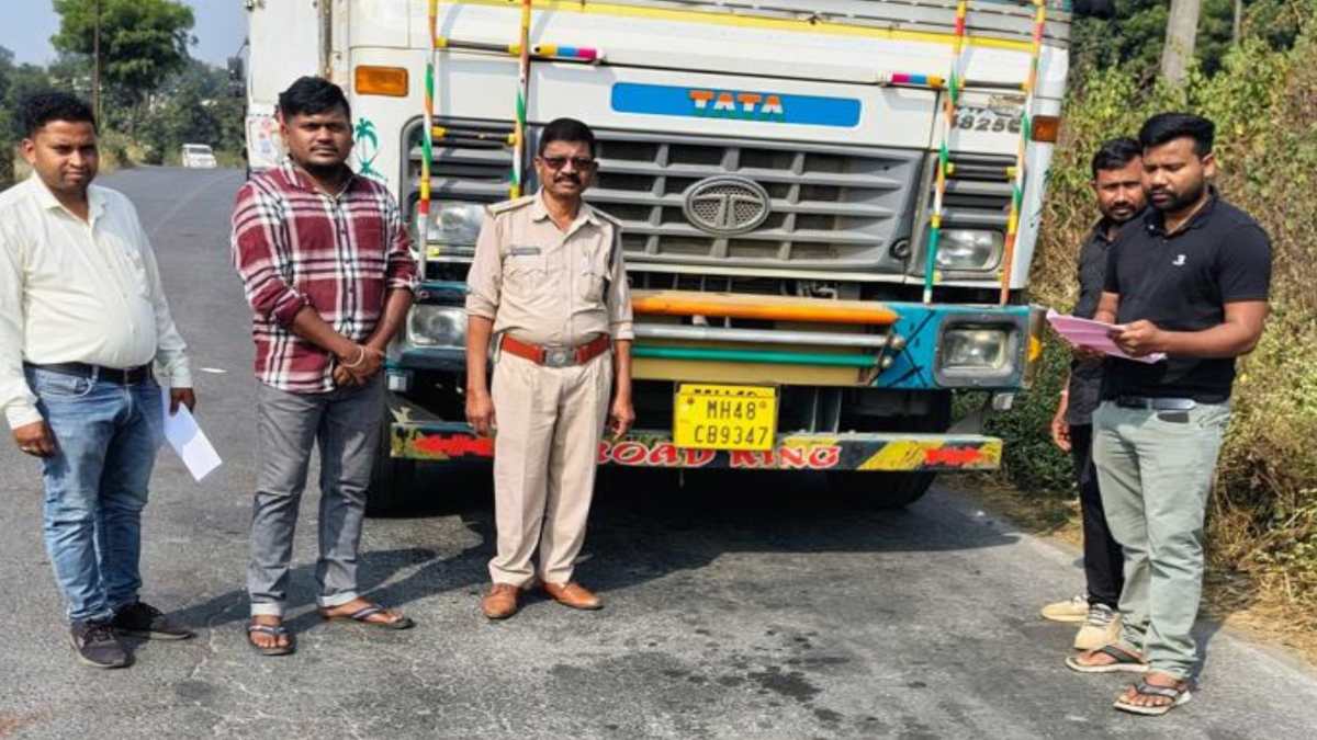 CG News: अवैध धान परिवहन पर खाद्य विभाग की बड़ी कार्रवाई, 730 बोरी अवैध धान जब्त, ट्रक सीज..