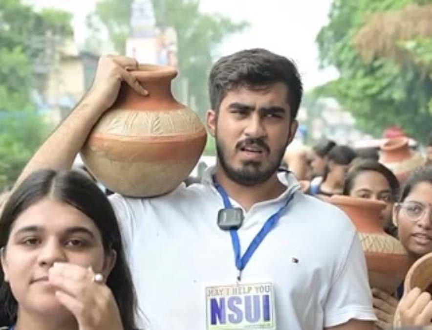 Delhi University Election: DUSU के नए अध्यक्ष बने NSUI के रौनक खत्री, उपाध्यक्ष और सचिव पद पर ABVP का परचम