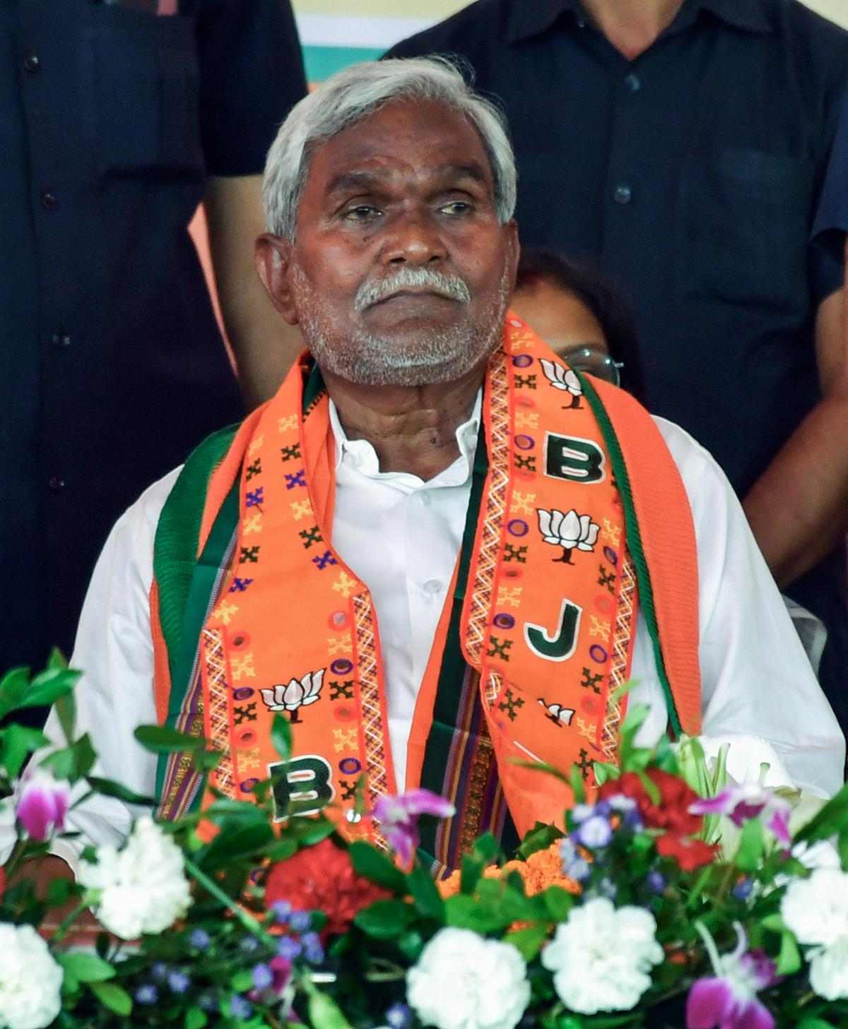 Champai Soren: चंपई सोरेन के एक पोस्ट ने खोल दी सीएम हेमंत सोरेन की पोल! अब क्या करेंगे झारखंड सीएम?