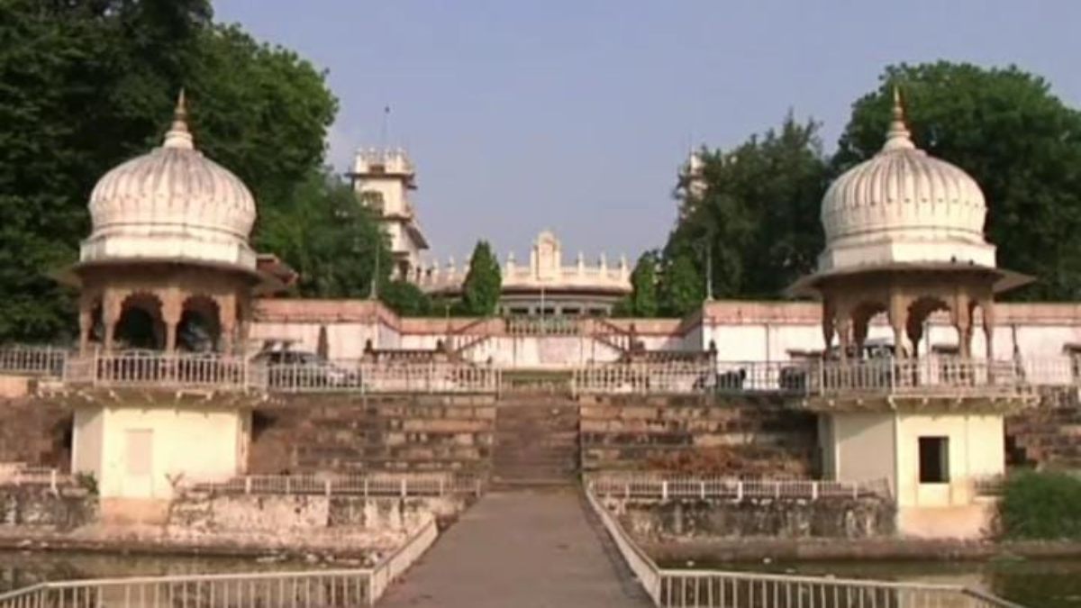 MP Foundation Day Special Story: 19वीं शताब्दी में हुआ था मोती महल का निर्माण, आजादी के बाद बना विधानसभा, सिंधियाओं के सचिवालय में रियासत की रीति नीति होती थी तय