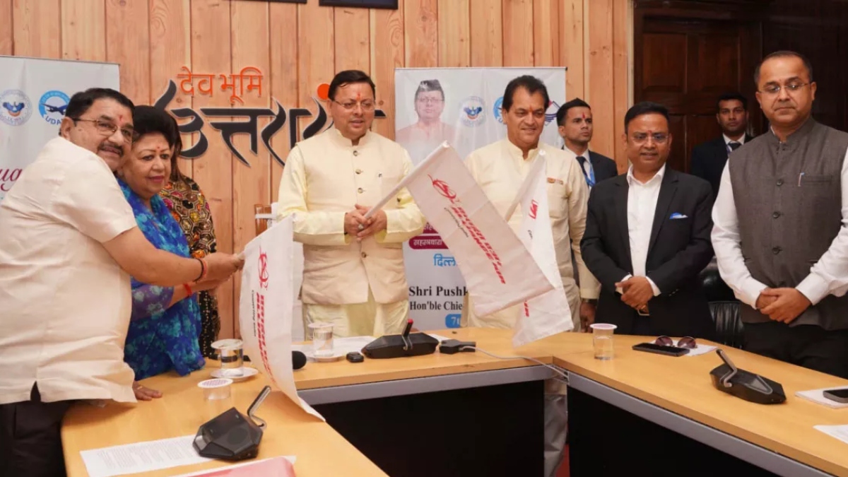 अच्छी खबर: उत्तराखंड में शुरू हुई तीन नई हवाई सेवा, CM पुष्कर सिंह धामी ने दिखाई झंडी, पर्यटन को मिलेगा बढ़ावा 