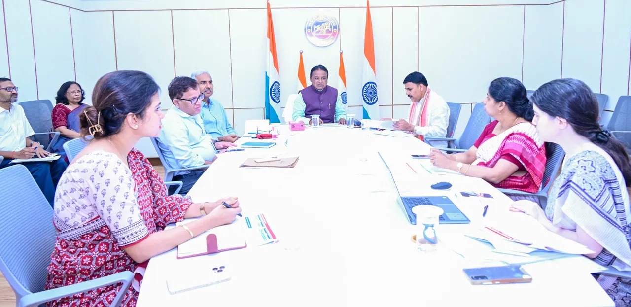 ओडिशा में प्राथमिक शिक्षा को बदल देगी गोदाबरीष मिश्र आदर्श प्राथमिक विद्यालय योजना : मुख्यमंत्री मोहन चरण माझी