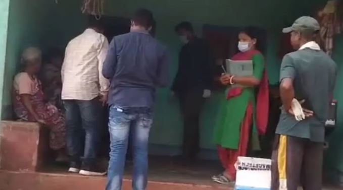 ओडिशा के गजपति जिले में चिकनपॉक्स का प्रकोप :  30 लोग प्रभावित, 3 की हालत गंभीर