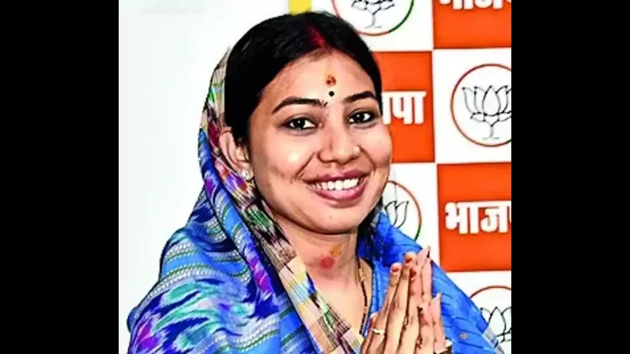 झारखंड चुनाव : जमशेदपुर ईस्ट से जीतने को तैयार ओडिशा के राज्यपाल की बहू