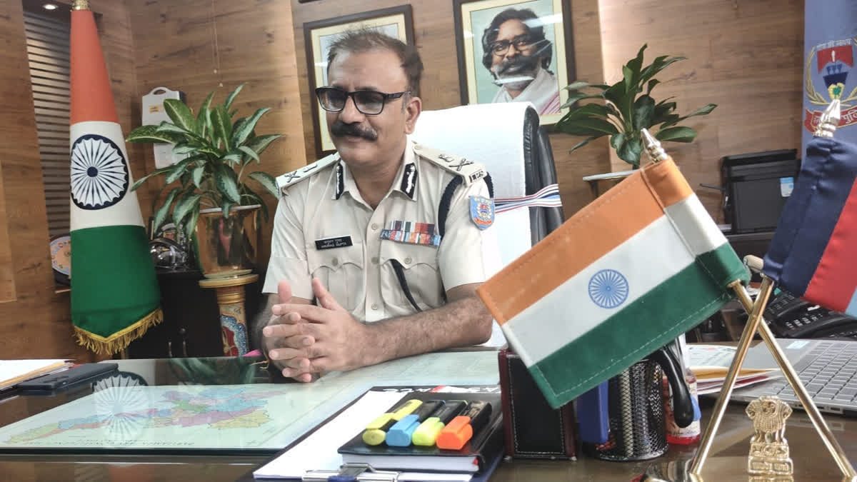 IAS-IPS Transfer: इस राज्य में बड़े पैमाने पर हुआ आईएएस-आईपीएस का ट्रांसफर, अनुराग गुप्ता फिर बने DGP