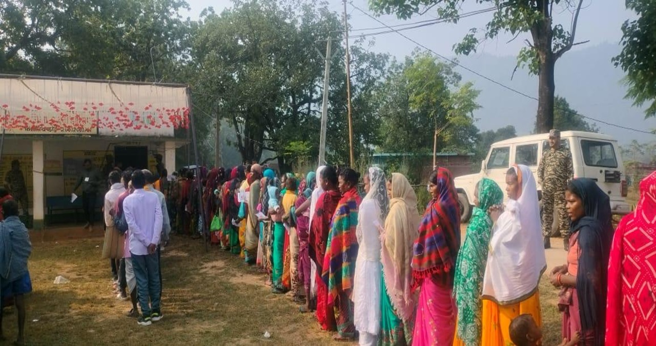 Jharkhand Election: झारखंड में दोपहर 3 बजे तक 60% मतदान; घाटशिला ने मारी बाजी, राजधानी रांची में सबसे कम वोटिंग