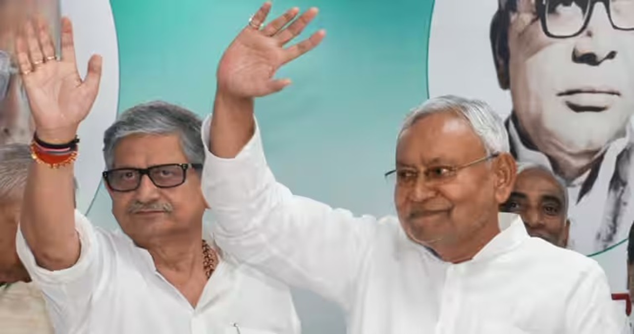 Bihar Muslim Vote Statement : ललन सिंह के बयान से जदयू का किनारा; अशोक चौधरी बोले-नीतीश सबके नेता, मगर मुसलमानों को समझना होगा