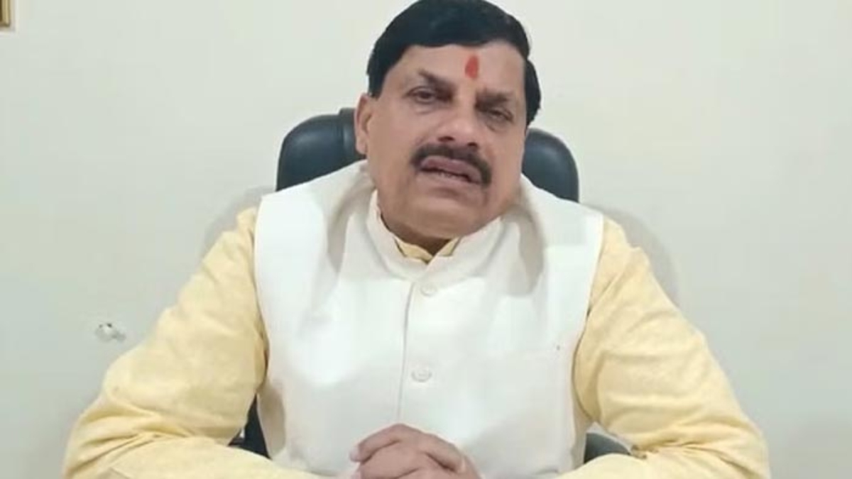 नक्सली मुठभेड़ में घायल हॉक फोर्स जवान के उपचार का पूर्ण व्यय करेगी सरकार, CM डॉ मोहन ने जख्मी जवान के स्वास्थ्य की ली जानकारी 