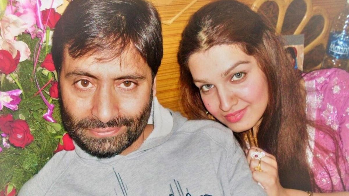 Mushaal Hussein Mullick: यासीन मलिक की पत्नी मुशाल हुसैन मलिक ने राहुल गांधी से मांगी मदद, जेल में बंद पति को लेकर की ये अपील