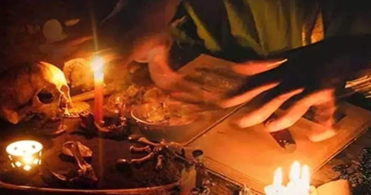 मां ने तांत्रिक सिद्धी पाने के लिए अपनी बेटी का निकाल लिया दिल, फिर…