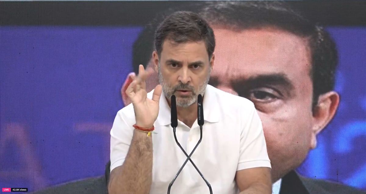 ‘पीएम मोदी-गौतम अडाणी एक हैं तो सेफ हैं…..,’ यूएसए में Gautam Adani के खिलाफ वारंट जारी होने के बाद राहुल गांधी का करारा हमला, बोले- बीजेपी को मिल रही फंडिंग इसलिए प्रधानमंत्री अपने मित्र को बचा रहे