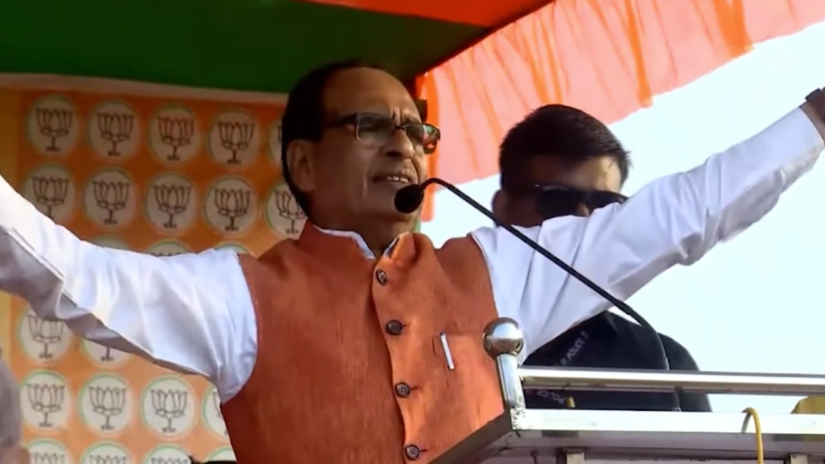 एक रहेंगे तो सेफ रहेंगे, हमें बंटना नहीं जुड़ना है…’, केंद्रीय मंत्री शिवराज ने झारखंड में कांग्रेस और JMM पर साधा निशाना 