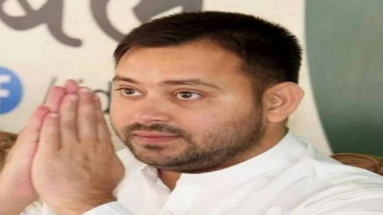 Bihar News: बाबा बैद्यनाथ धाम दर्शन को पहुंचे तेजस्वी यादव, पार्टी कार्यकर्ता रहे मौजूद