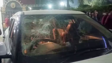 Bihar Crime News: सीतामढ़ी में मुखिया की हत्या, पत्नी के साथ कार से जा रहे थे, तभी…