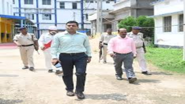 Bihar News: बक्सर के अभिलेखागार में खतियान नकल के लिए महीनों की मशक्कत, नाजायज शुल्क का आरोप
