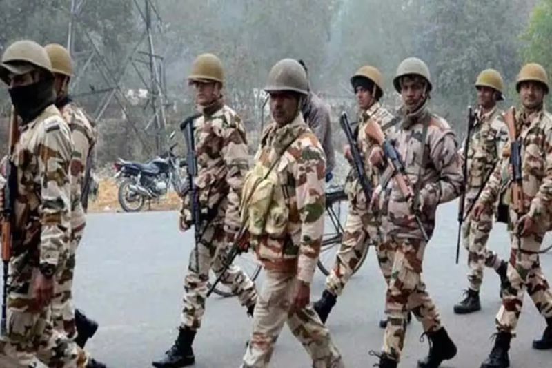 WB BY-Election LIVE: बंगाल उपचुनाव के दौरान बमबारी, कई लोग घायल, CAPF ने संभाली कमान, BJP बोली- ममता सरकार ने बांग्लादेश से बुलाए फर्जी मतदाता