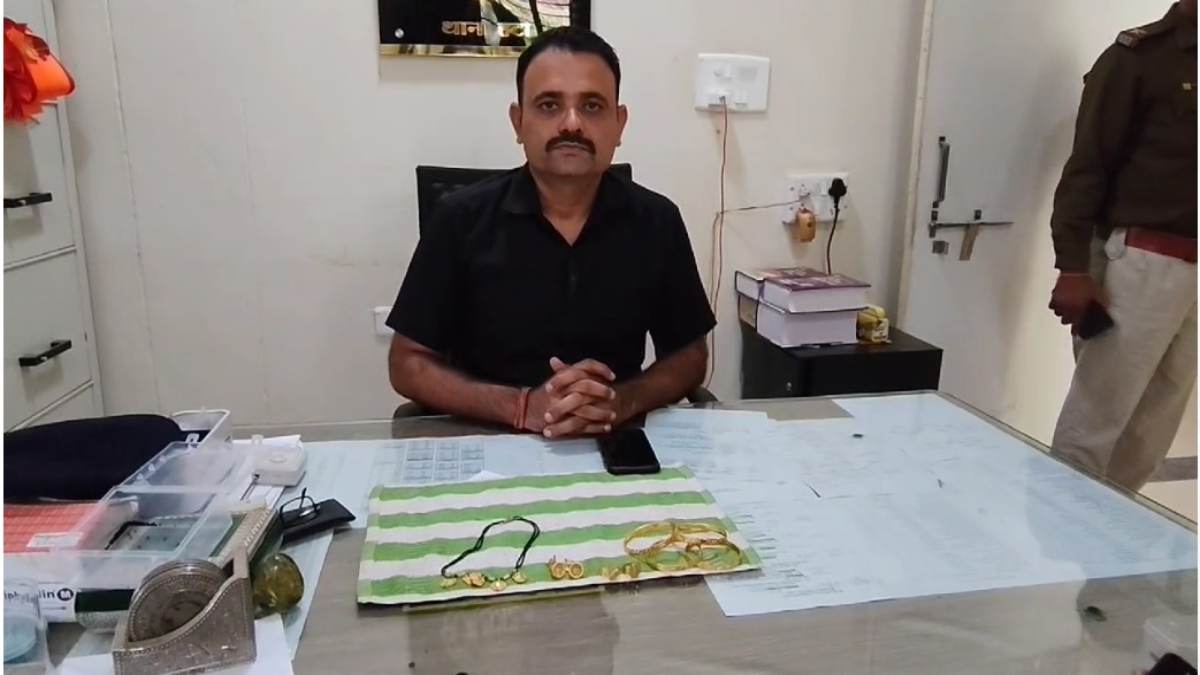 Damoh Crime : मणिप्पुरम बैंक में नकली सोना रखकर फायनेंस कराने आए बदमाश पकड़ाए, एक नाबालिग सहित 2 युवकों पर FIR