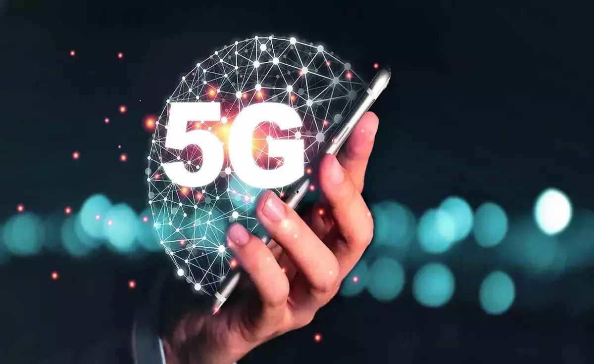 भारतीय स्मार्टफोन मार्केट में बूम: 5G स्मार्टफोन्स की हुई जोरदार बिक्री, Apple ने बनाया नया रिकॉर्ड