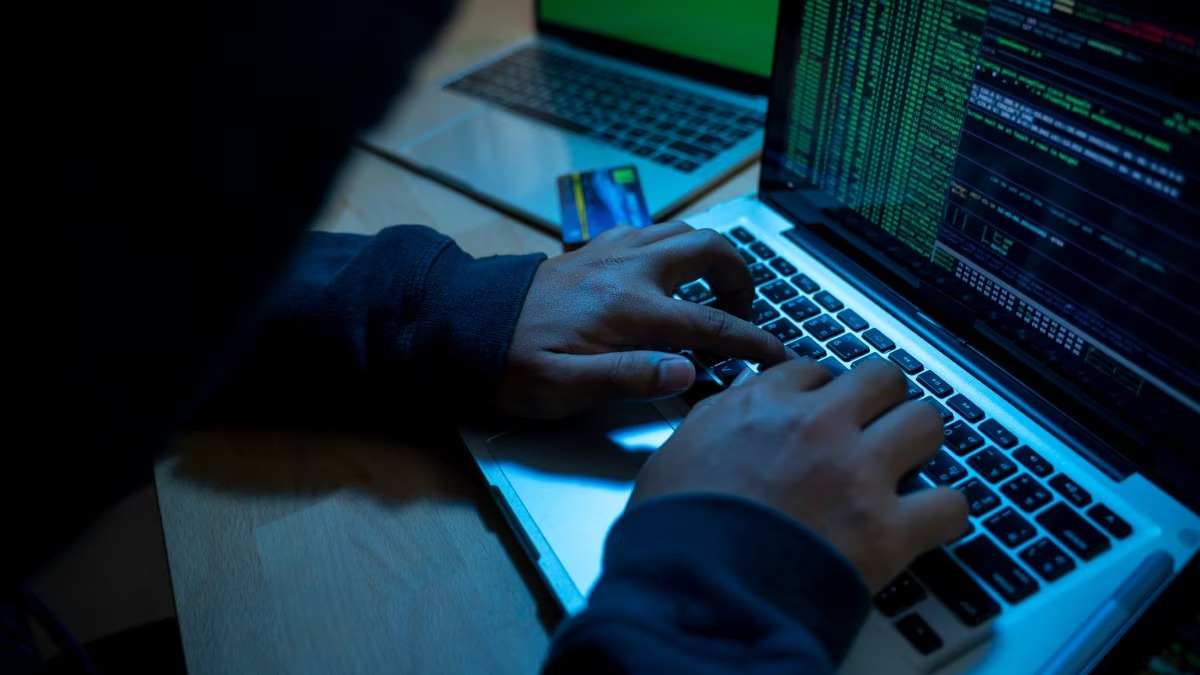 राजधानी में 1 दिसंबर से हर थाने में खुलेगा साइबर हेल्प डेस्क, 5 लाख तक के फ्रॉड की शिकायत होगी दर्ज, CM के निर्देश के बाद लिया गया निर्णय