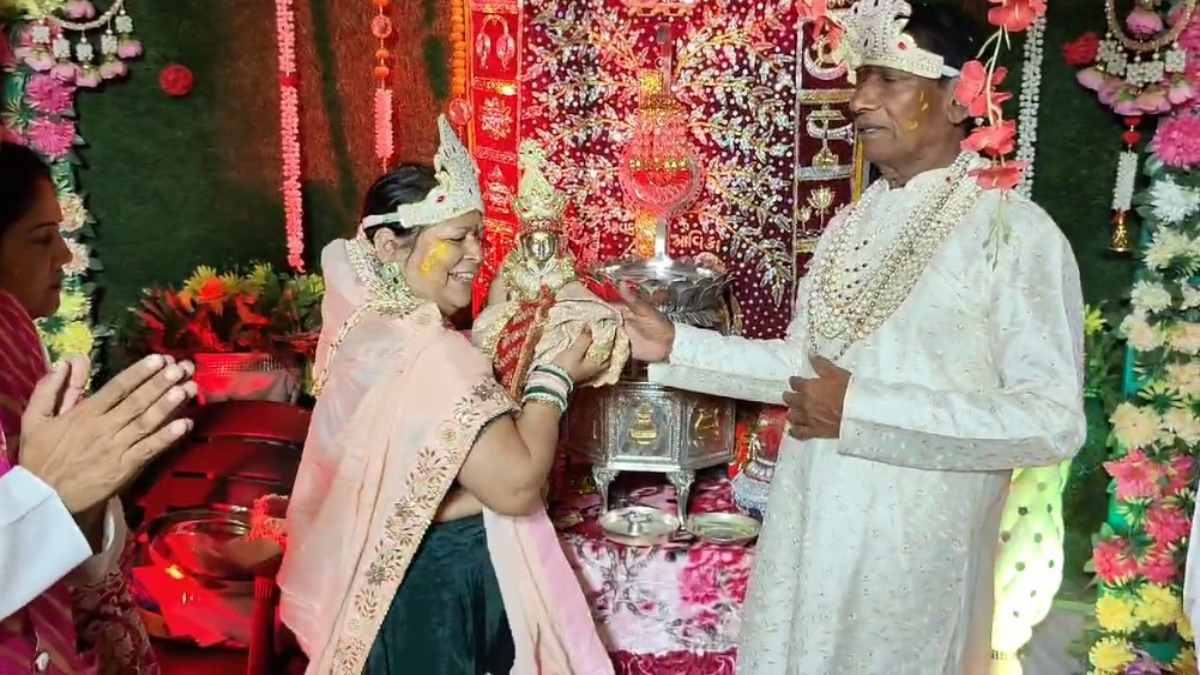 2 दिसंबर से शुरू हो रहा ‘प्राण प्रतिष्ठा पंचकल्याणक’ महोत्सव, घर-घर जाएंगे आदिनाथ, भगवान की माता बनने वाली की हुई गोदभराई