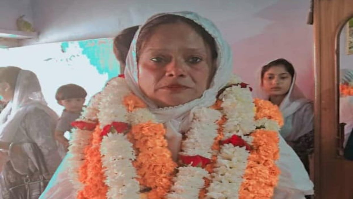 बड़ी खबरः हाजियों से भरी बस मदीना एयरपोर्ट के पास पलटी, हादसे में MP बैतूल की जायरीन महिला की मौत