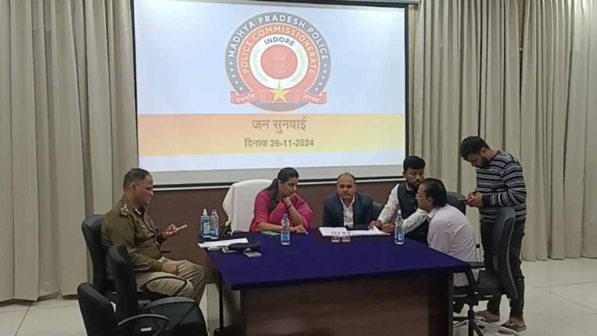 जनसुनवाई में 100 से अधिक शिकायतकर्ताओं ने दर्ज कराई शिकायत, कोर्ट ने दिए एक सप्ताह में निस्तारण के निर्देश