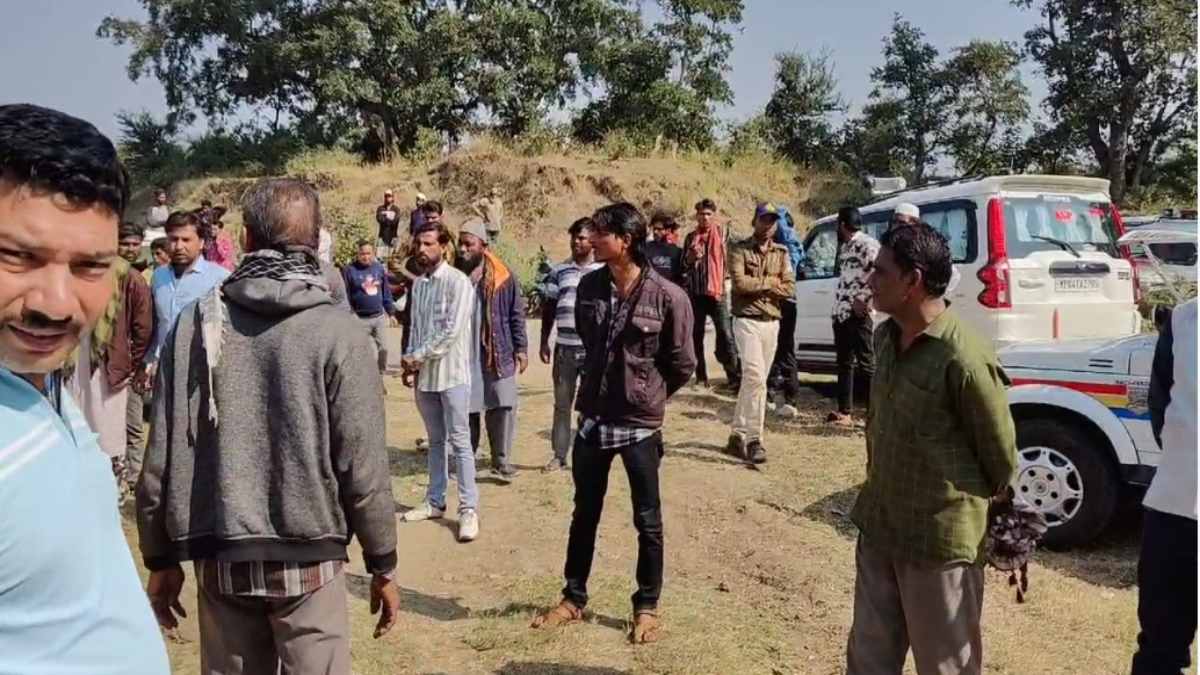 Crime News: बेतवा नदी के पुल के नीचे मिला सिर कुचला शव, जांच में जुटी पुलिस