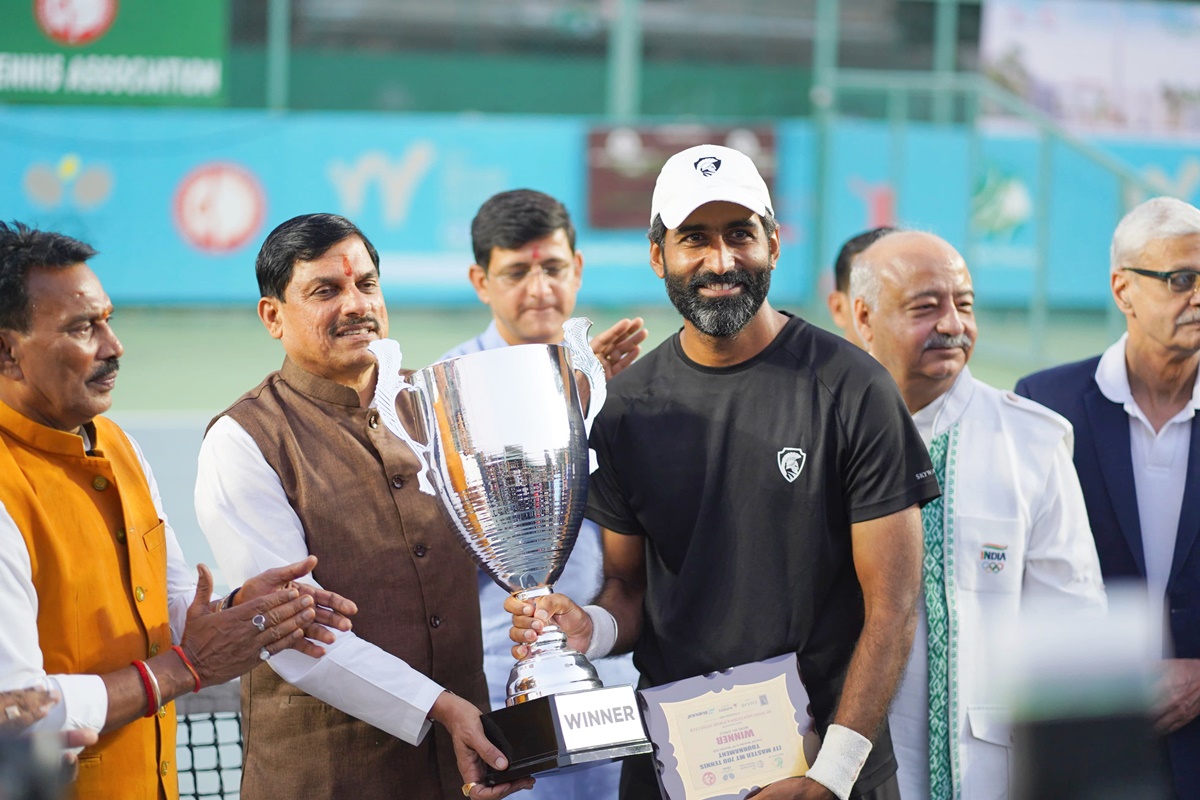 ITF MT 700 World Tennis: CM डॉ. मोहन ने टेनिस खिलाड़ियों को किया पुरस्कृत, देश के सभी टॉप रैंकिंग खिलाड़ी ले रहे भाग