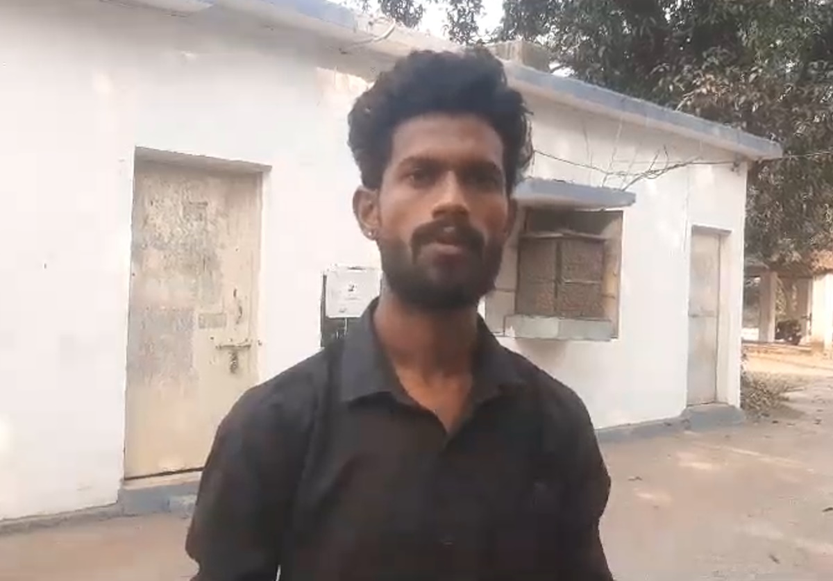 सैलून कर्मचारी को सेक्सटॉर्शन केस में फंसाने की धमकी, 6 घंटों तक किया डिजिटल अरेस्ट, फिर असली DIG ने पीड़ित बनकर ठगों से की बात, जानिए फिर क्या हुआ