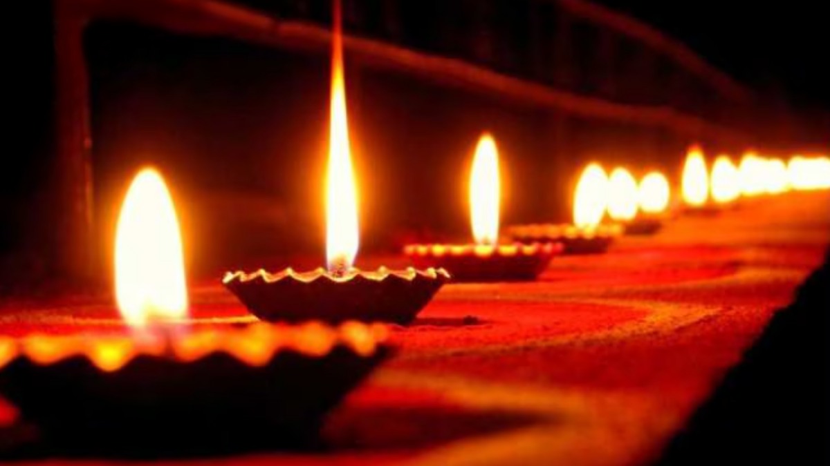 MP के इस जिले में आज मनाई जा रही दीपावली: घरों में विशेष सजावट और दीप प्रज्वलन, जानिए क्या है वजह ?