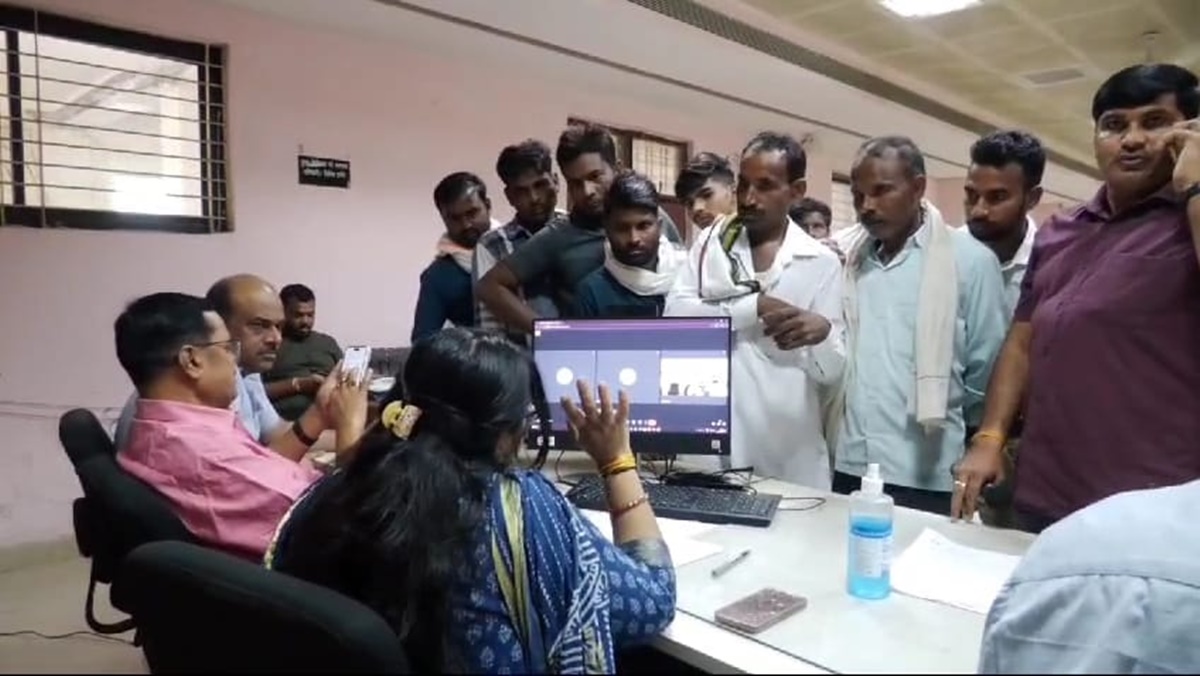 कलेक्टर जनसुनवाई में आया गंभीर मामला: दबंगों ने सरकारी पट्टे की जमीन की रजिस्ट्री कर बंद किया रास्ता, पटवारी, तहसीलदार पर लगाए सांठगांठ के आरोप, ADM ने जांच कर कार्रवाई के दिए निर्देश